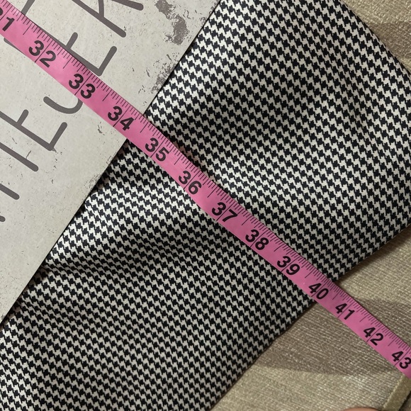 🍀Armani size 40 dress🍀 - Picture 4 of 6